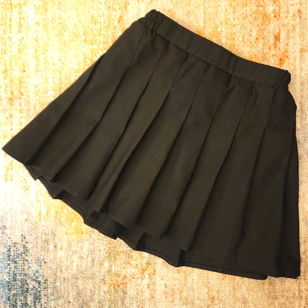 Amazon Pull-On Pleated Skort